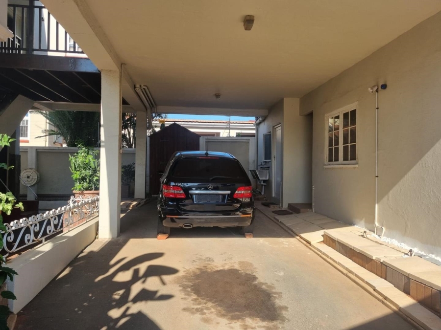 7 Bedroom Property for Sale in Glenwood KwaZulu-Natal