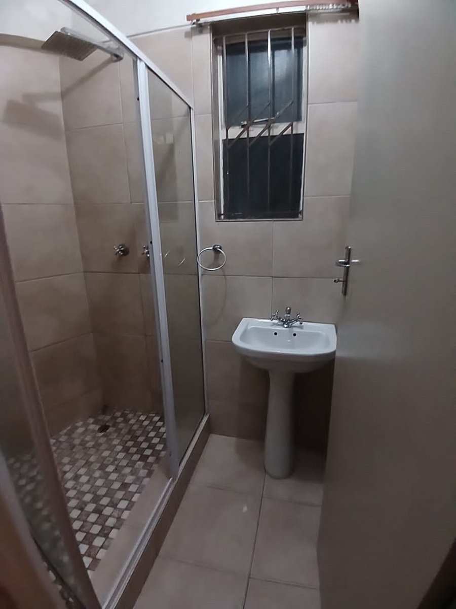 2 Bedroom Property for Sale in Durban Central KwaZulu-Natal