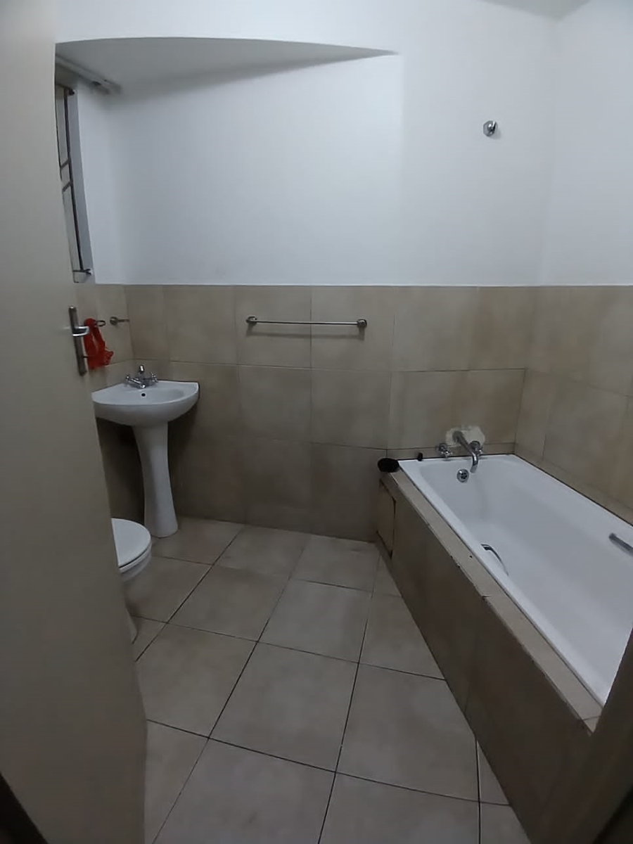 2 Bedroom Property for Sale in Durban Central KwaZulu-Natal