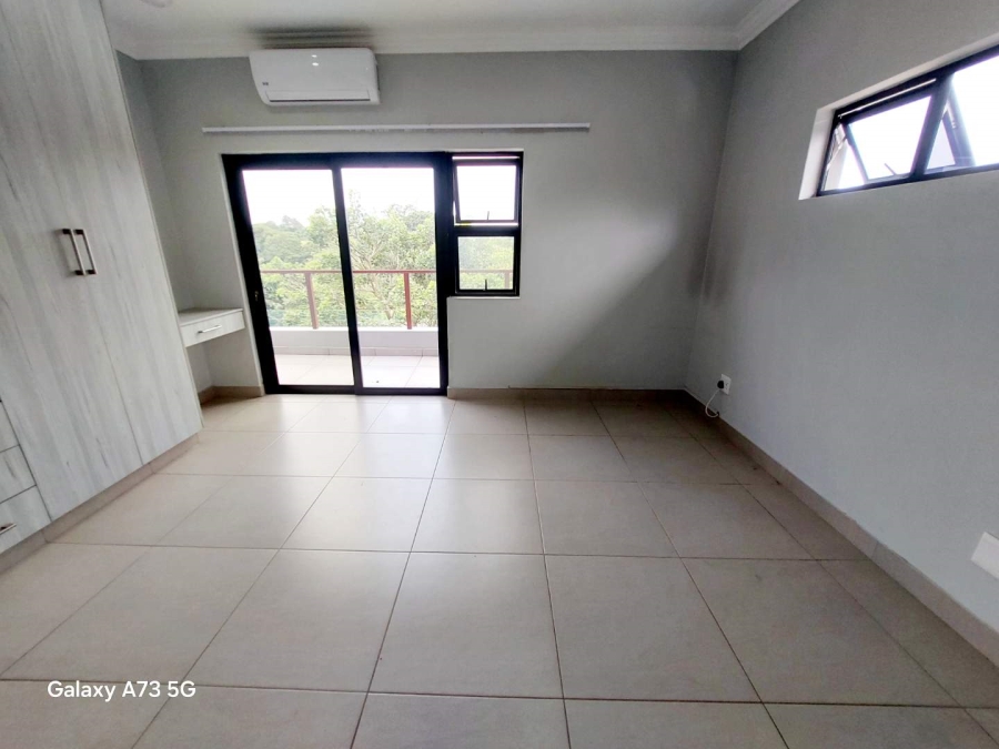 To Let 3 Bedroom Property for Rent in Salt Rock KwaZulu-Natal