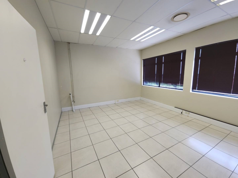 To Let 1 Bedroom Property for Rent in Hillcrest KwaZulu-Natal