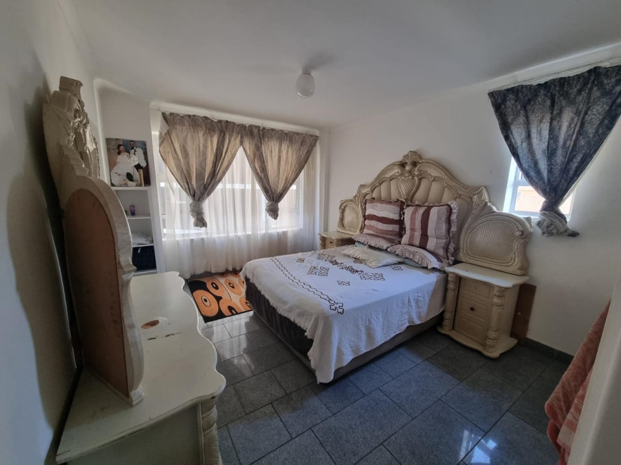 2 Bedroom Property for Sale in North Beach KwaZulu-Natal