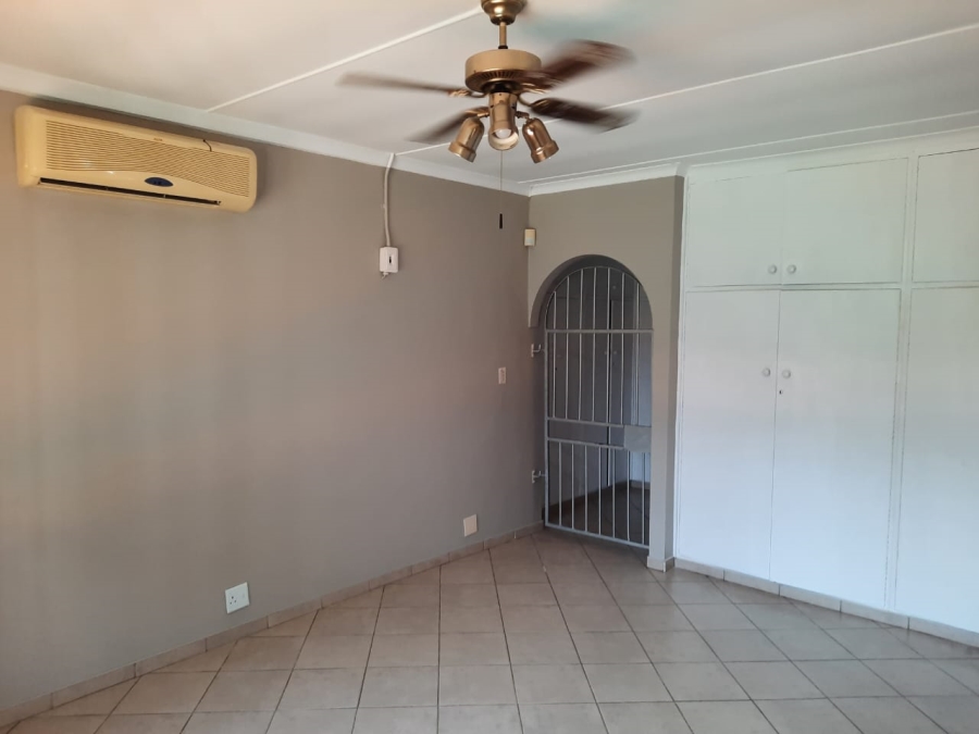 4 Bedroom Property for Sale in Kildare KwaZulu-Natal