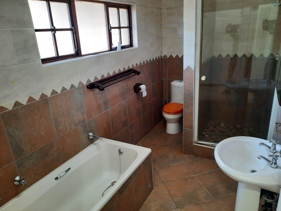 4 Bedroom Property for Sale in Kildare KwaZulu-Natal