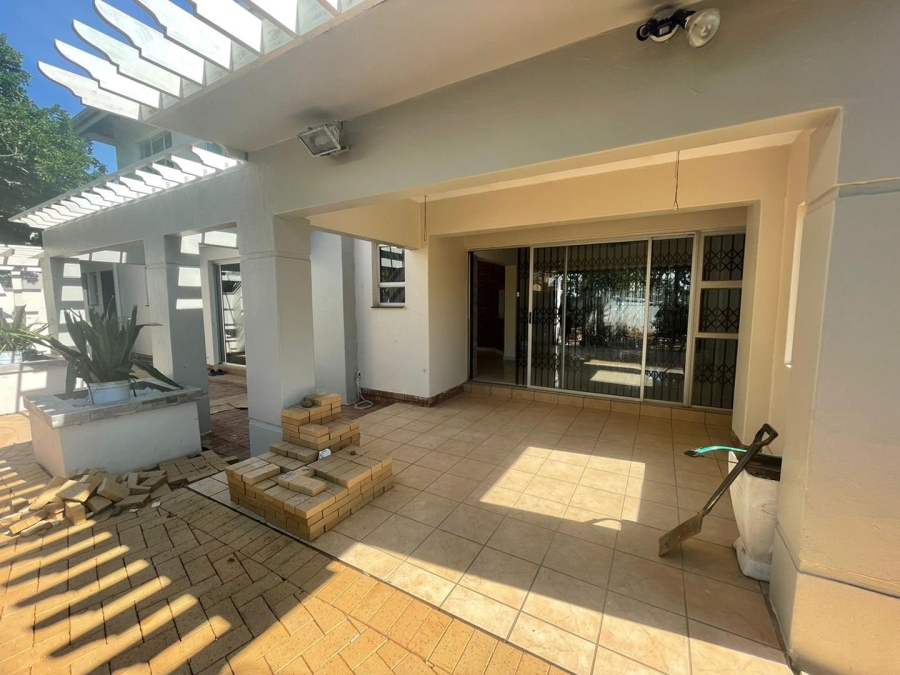 To Let 4 Bedroom Property for Rent in Sunningdale KwaZulu-Natal