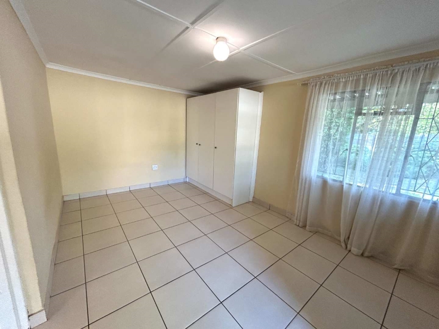 To Let 1 Bedroom Property for Rent in Hillcrest KwaZulu-Natal