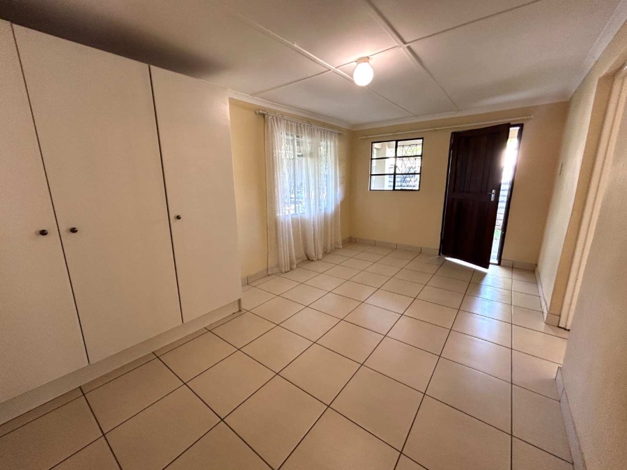 To Let 1 Bedroom Property for Rent in Hillcrest KwaZulu-Natal