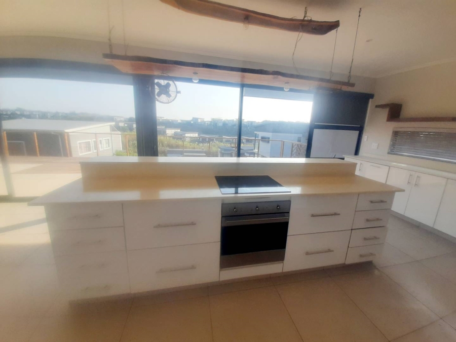 To Let 3 Bedroom Property for Rent in Palm Lakes Estate KwaZulu-Natal