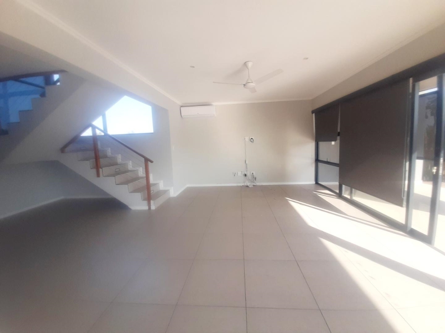 To Let 3 Bedroom Property for Rent in Palm Lakes Estate KwaZulu-Natal