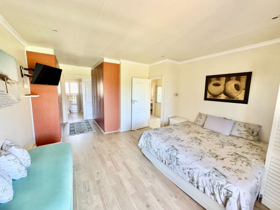 3 Bedroom Property for Sale in Somerset Park KwaZulu-Natal