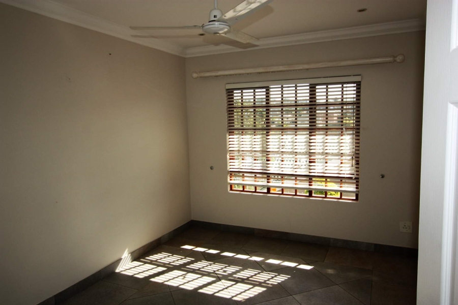 To Let 3 Bedroom Property for Rent in Somerset Park KwaZulu-Natal