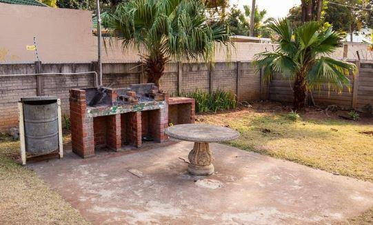 To Let 2 Bedroom Property for Rent in Windermere KwaZulu-Natal