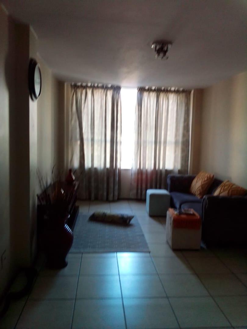 To Let 2 Bedroom Property for Rent in Windermere KwaZulu-Natal