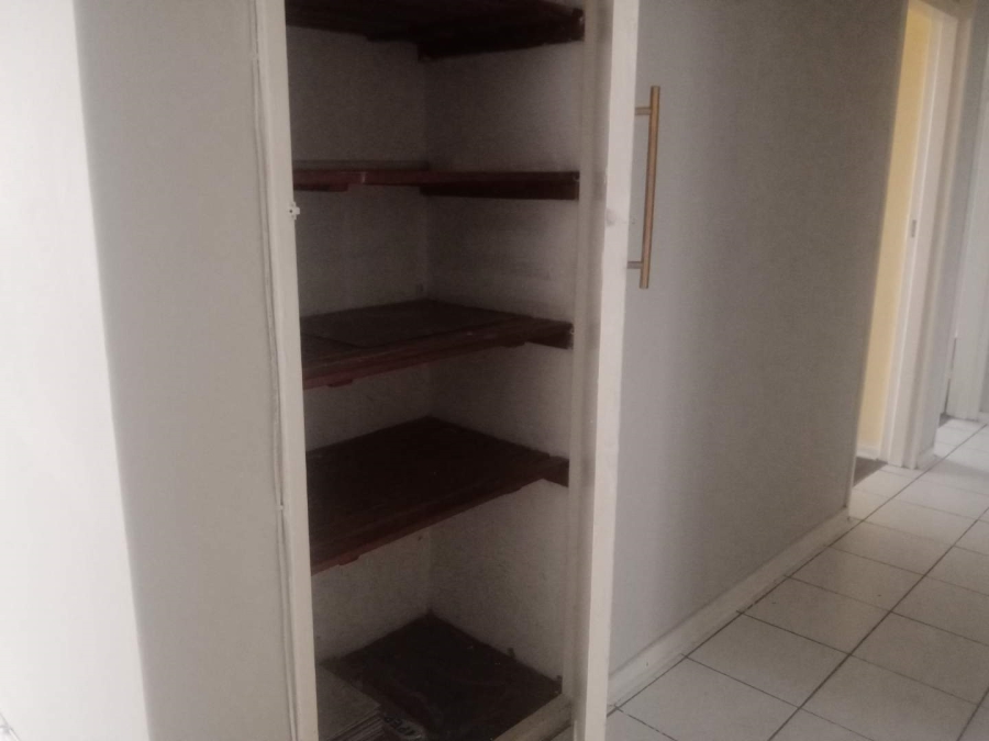 2 Bedroom Property for Sale in Durban Central KwaZulu-Natal