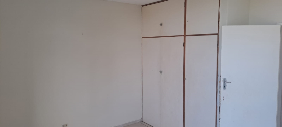 To Let 2 Bedroom Property for Rent in Empangeni Central KwaZulu-Natal