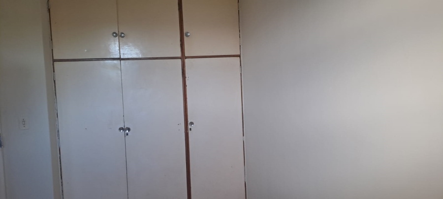 To Let 2 Bedroom Property for Rent in Empangeni Central KwaZulu-Natal