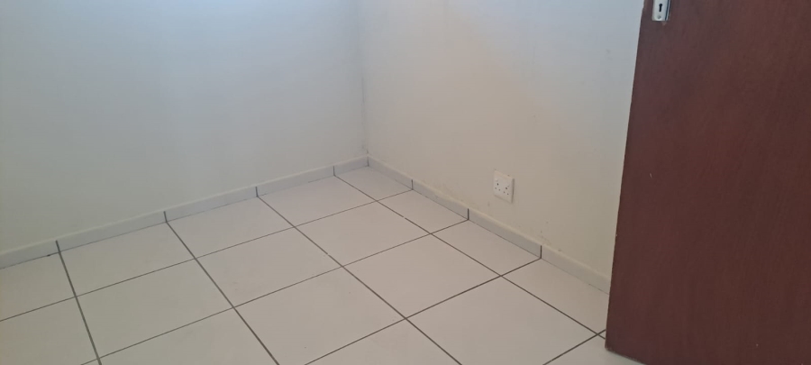 To Let 2 Bedroom Property for Rent in Empangeni Central KwaZulu-Natal