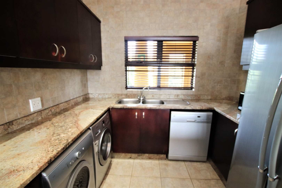 To Let 3 Bedroom Property for Rent in Umhlanga KwaZulu-Natal