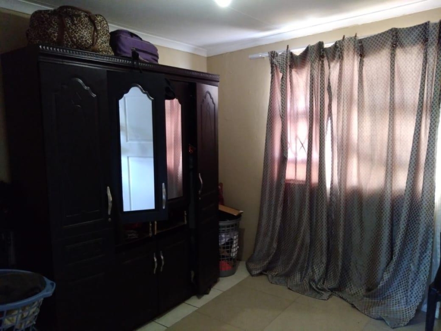 To Let 3 Bedroom Property for Rent in Esikhawini KwaZulu-Natal