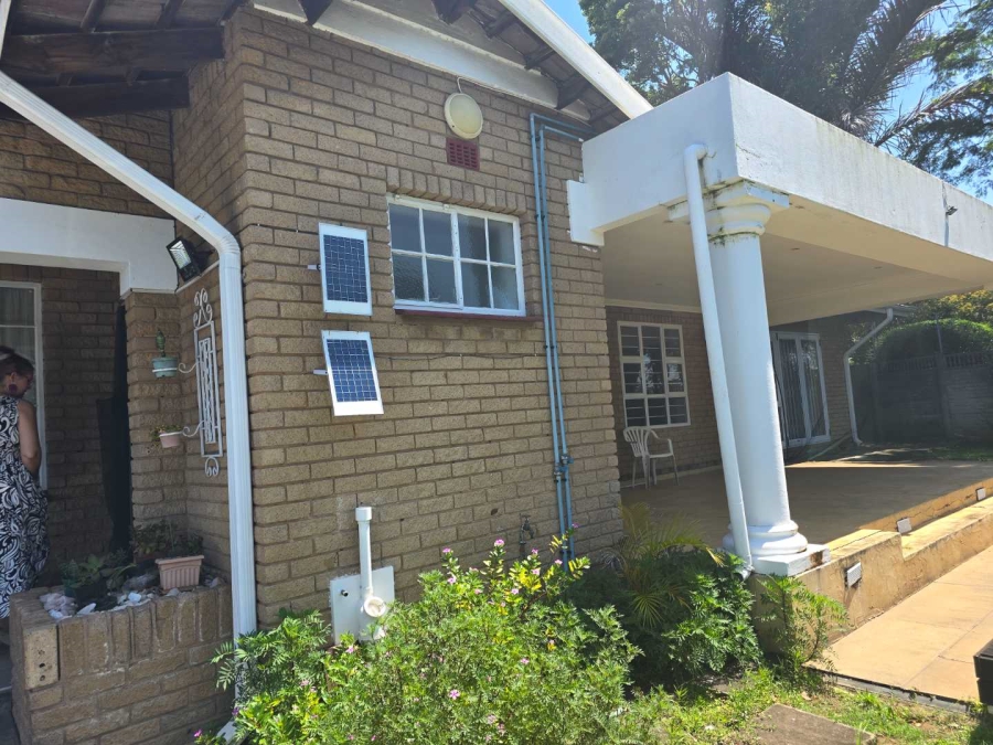 4 Bedroom Property for Sale in Queensburgh KwaZulu-Natal