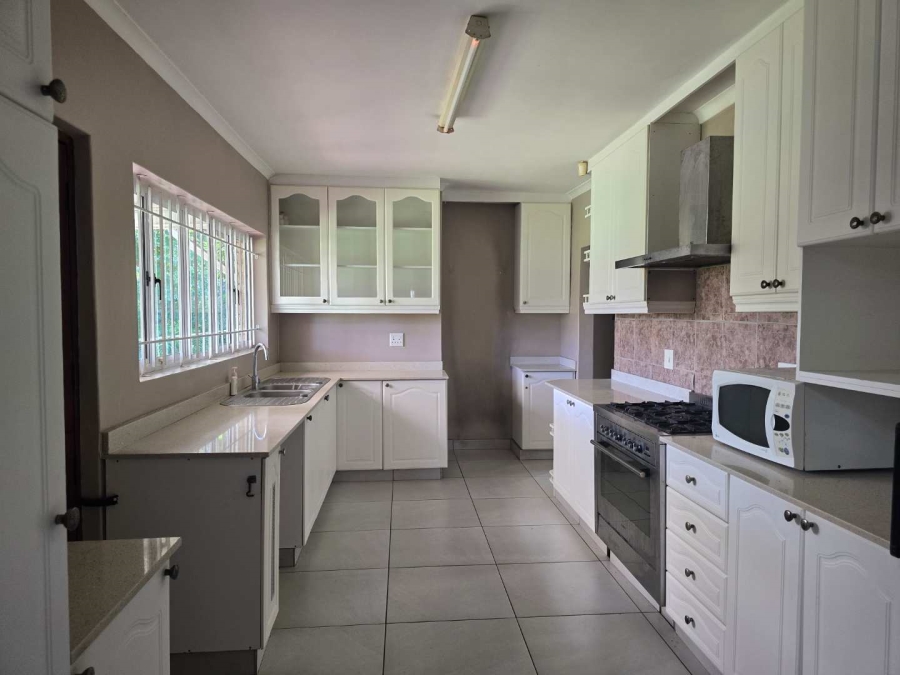 4 Bedroom Property for Sale in Queensburgh KwaZulu-Natal