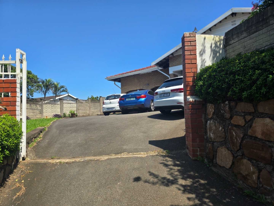 4 Bedroom Property for Sale in Queensburgh KwaZulu-Natal