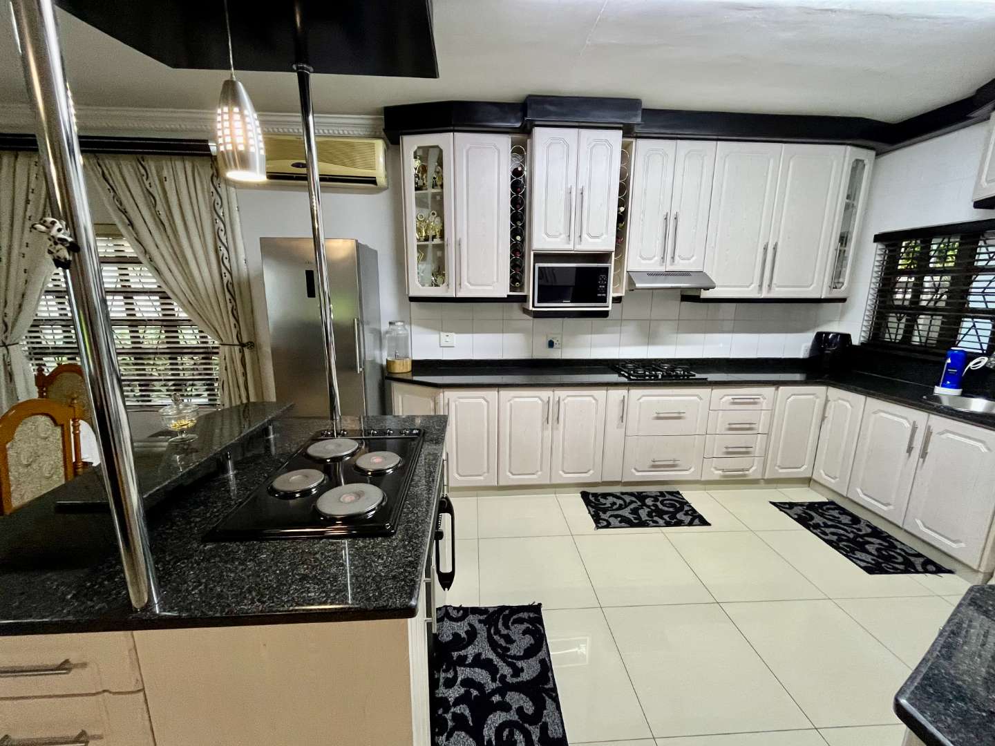 4 Bedroom Property for Sale in Mount Edgecombe KwaZulu-Natal