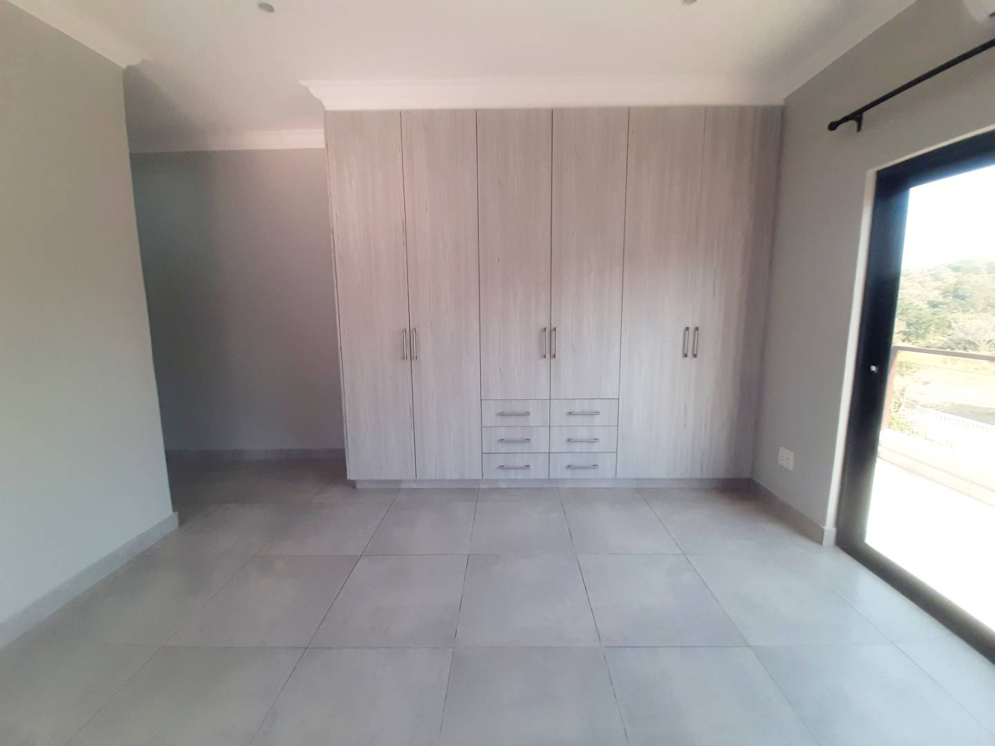 To Let 3 Bedroom Property for Rent in Salt Rock KwaZulu-Natal