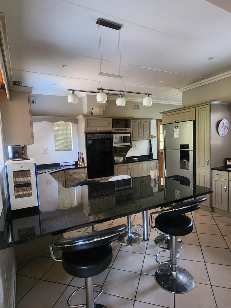 7 Bedroom Property for Sale in Oak Park KwaZulu-Natal