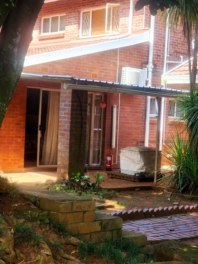 7 Bedroom Property for Sale in Oak Park KwaZulu-Natal