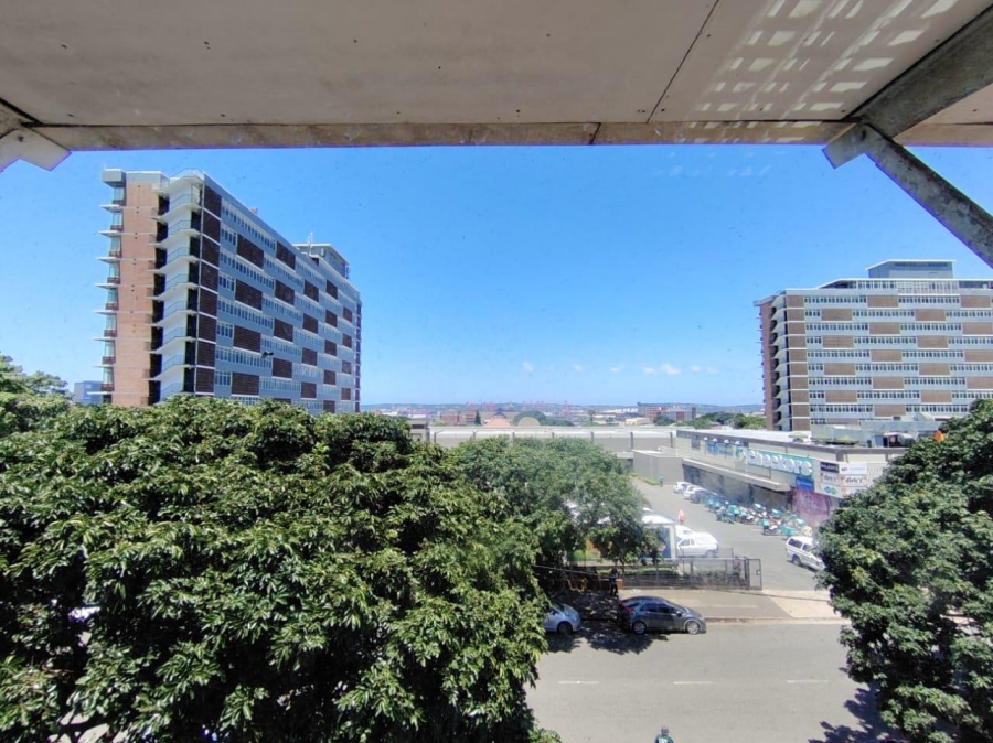 To Let commercial Property for Rent in Berea KwaZulu-Natal