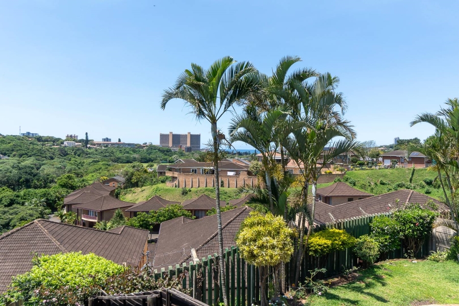 4 Bedroom Property for Sale in Amanzimtoti KwaZulu-Natal