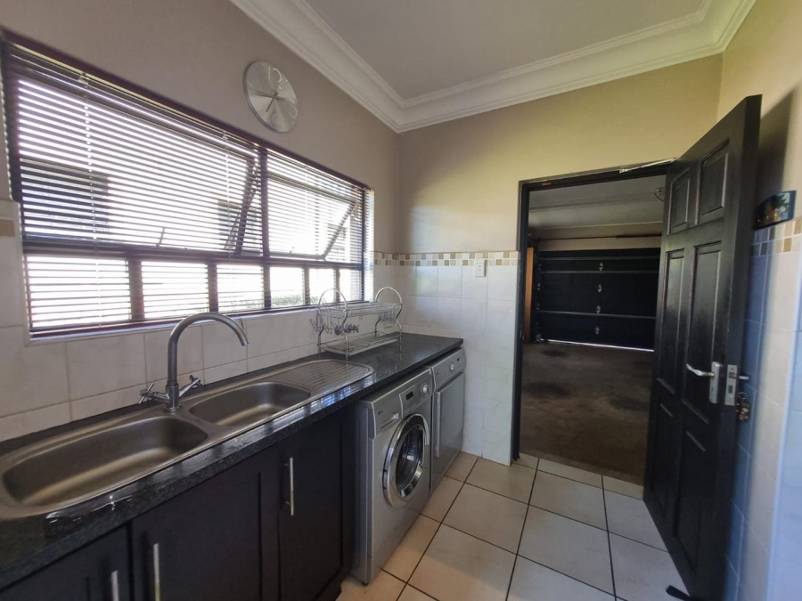 4 Bedroom Property for Sale in Montrose KwaZulu-Natal