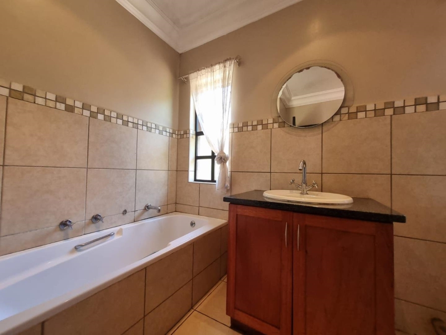 4 Bedroom Property for Sale in Montrose KwaZulu-Natal