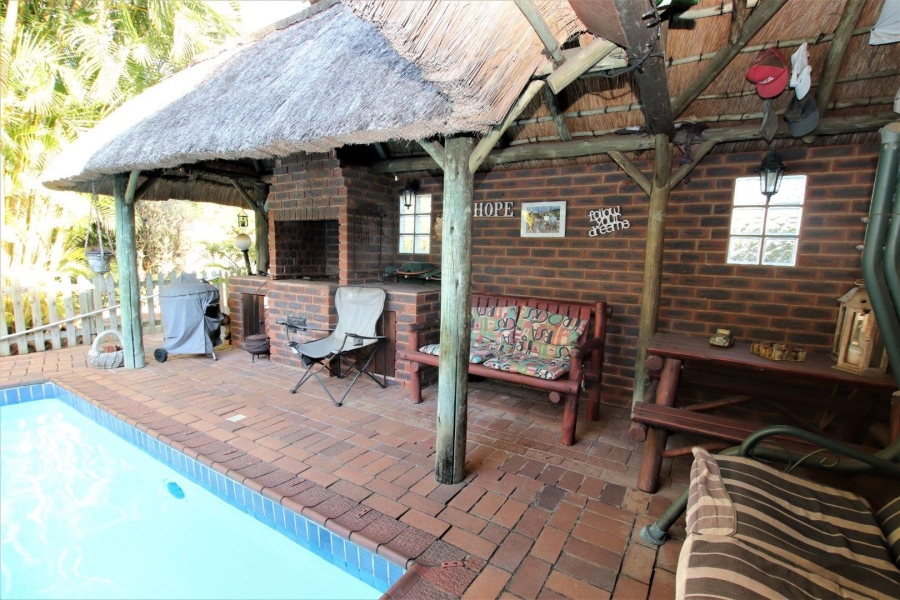 6 Bedroom Property for Sale in Glen Anil KwaZulu-Natal