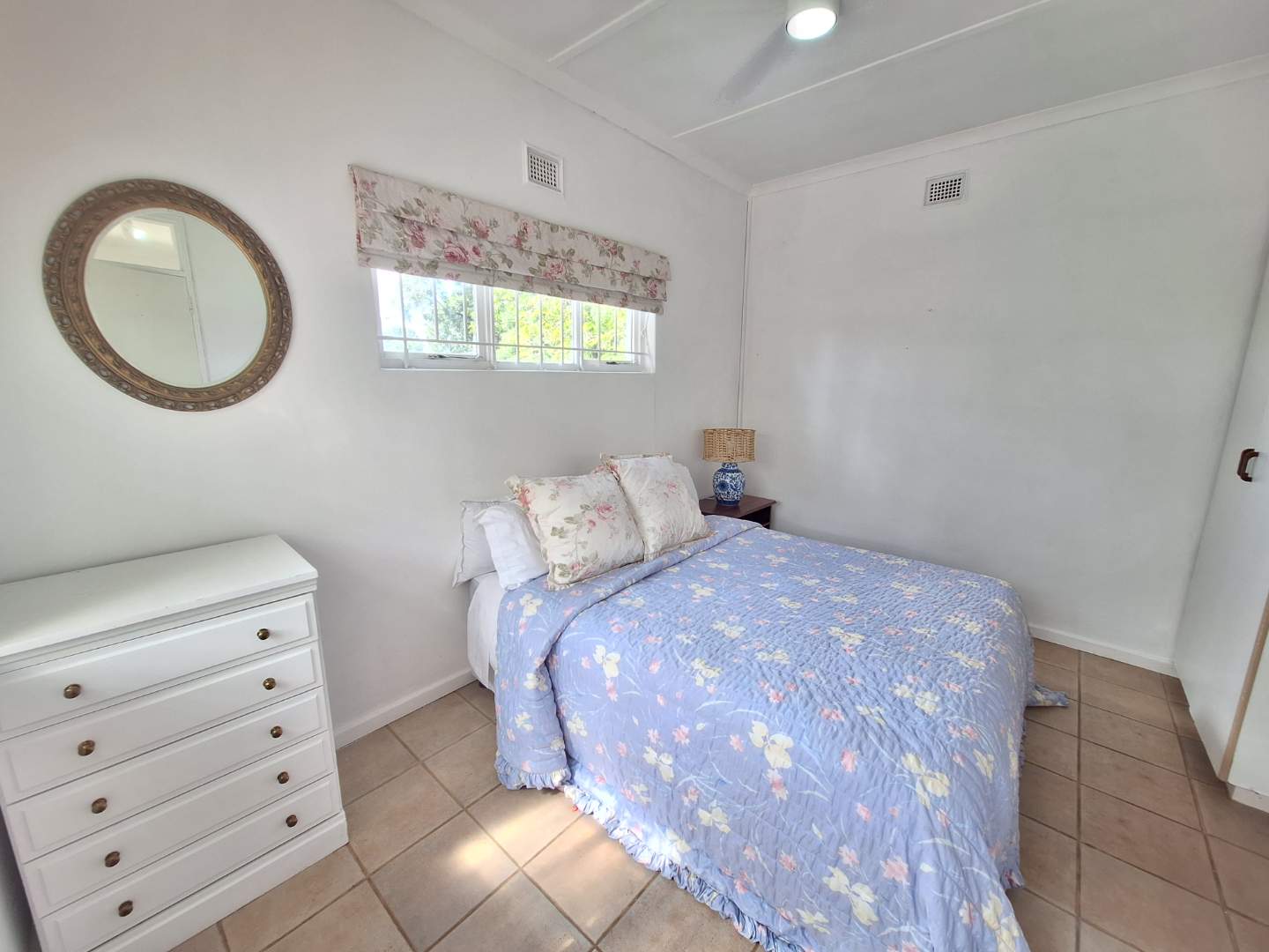 To Let 1 Bedroom Property for Rent in Winston Park KwaZulu-Natal