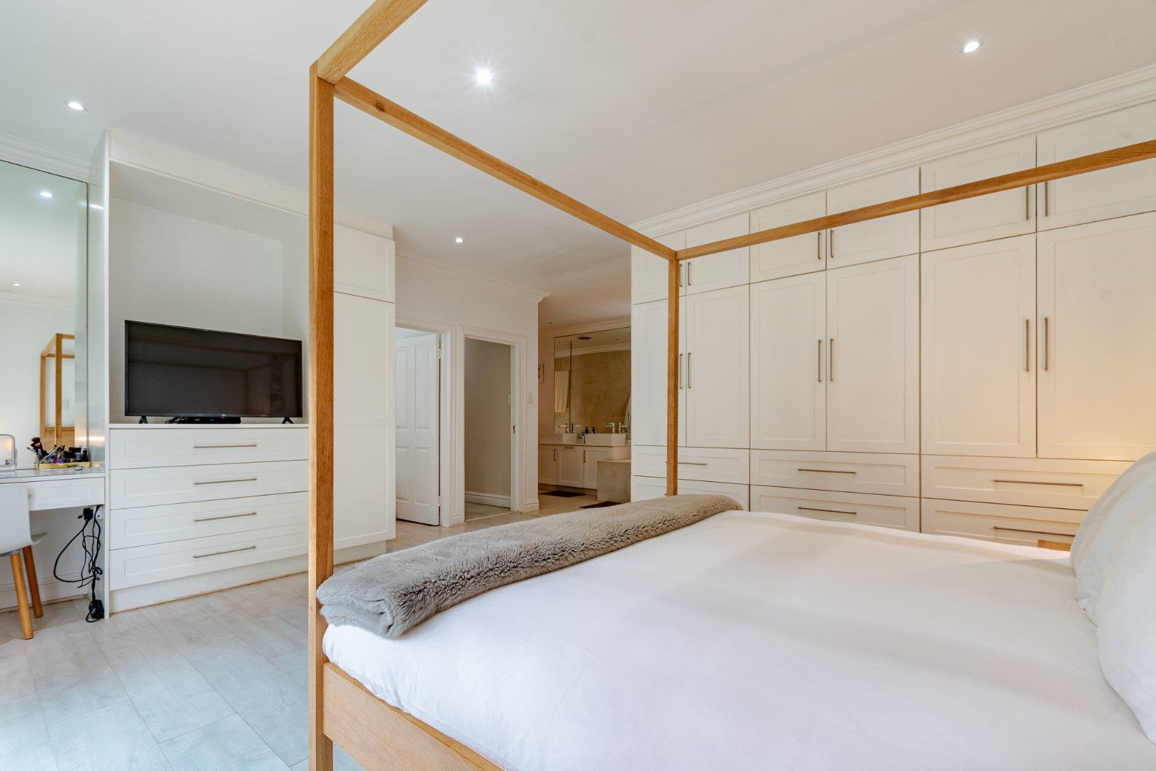 8 Bedroom Property for Sale in Hilldene KwaZulu-Natal