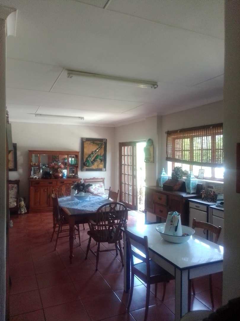 5 Bedroom Property for Sale in Glencoe KwaZulu-Natal