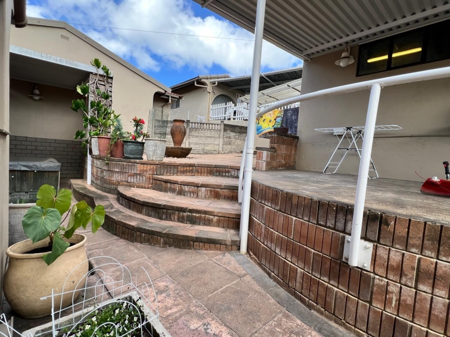 To Let 3 Bedroom Property for Rent in Malvern KwaZulu-Natal