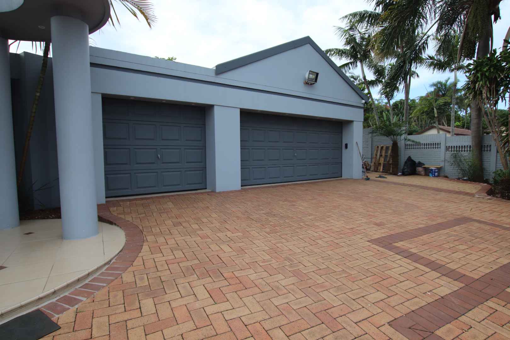 6 Bedroom Property for Sale in Glen Ashley KwaZulu-Natal