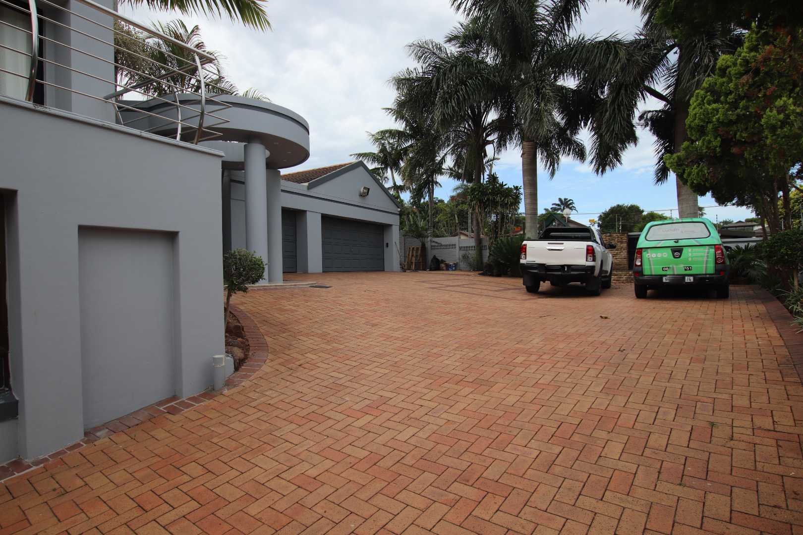 6 Bedroom Property for Sale in Glen Ashley KwaZulu-Natal