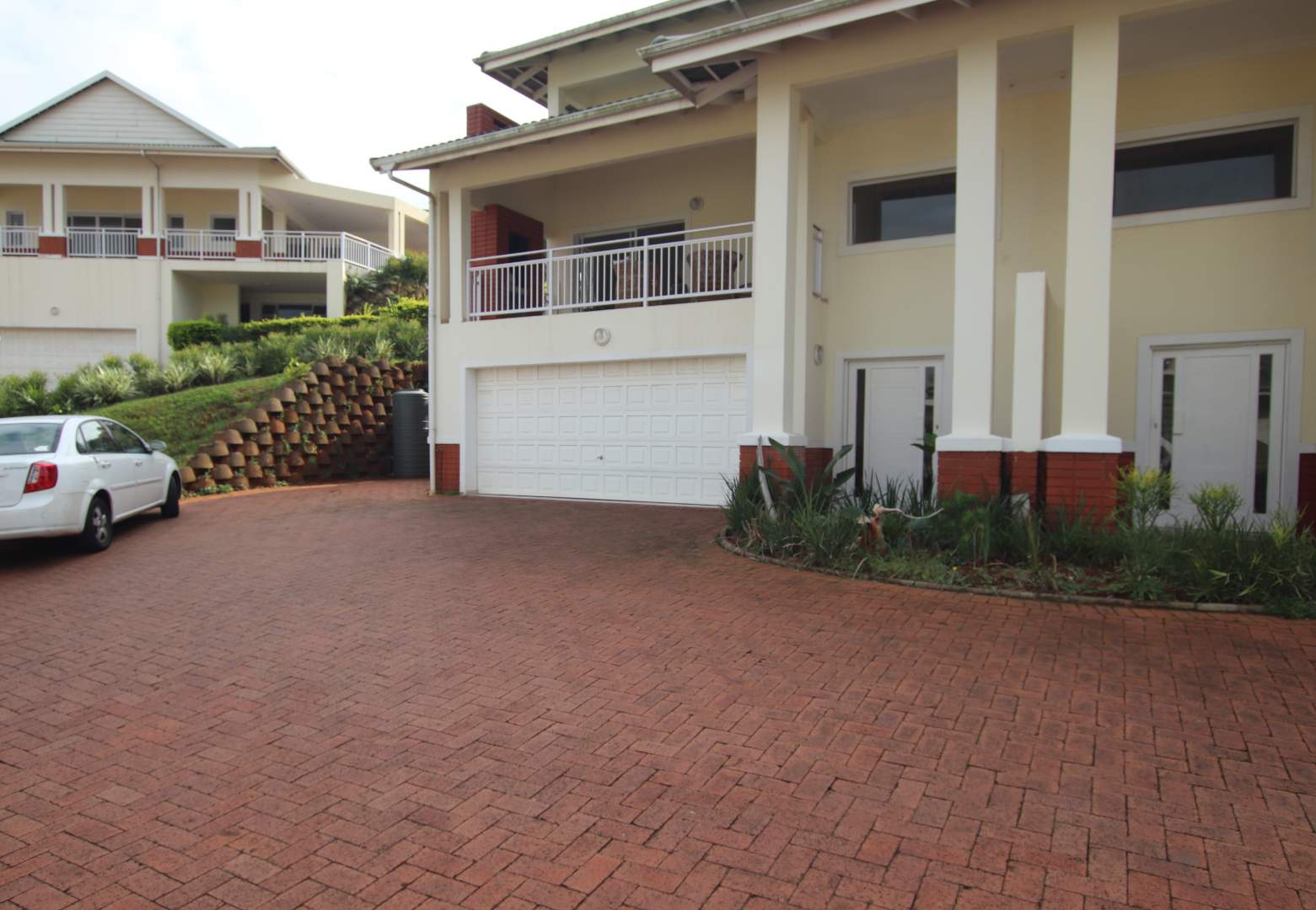 3 Bed Townhouse/Cluster for Sale Kindlewood Estate Mount Edgecombe