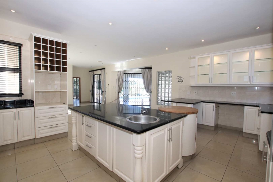 6 Bedroom Property for Sale in Durban North KwaZulu-Natal