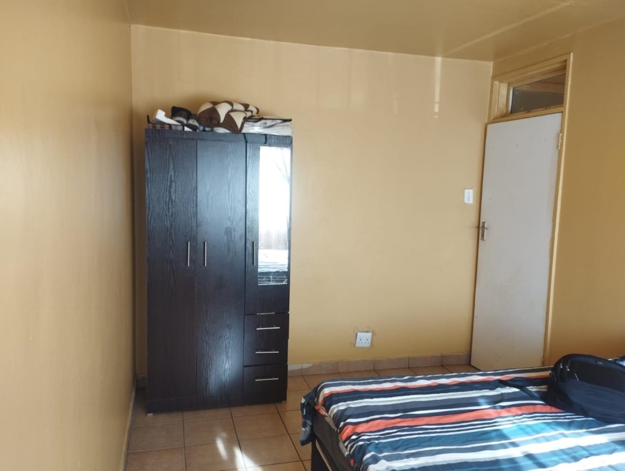 To Let 2 Bedroom Property for Rent in Hillary KwaZulu-Natal