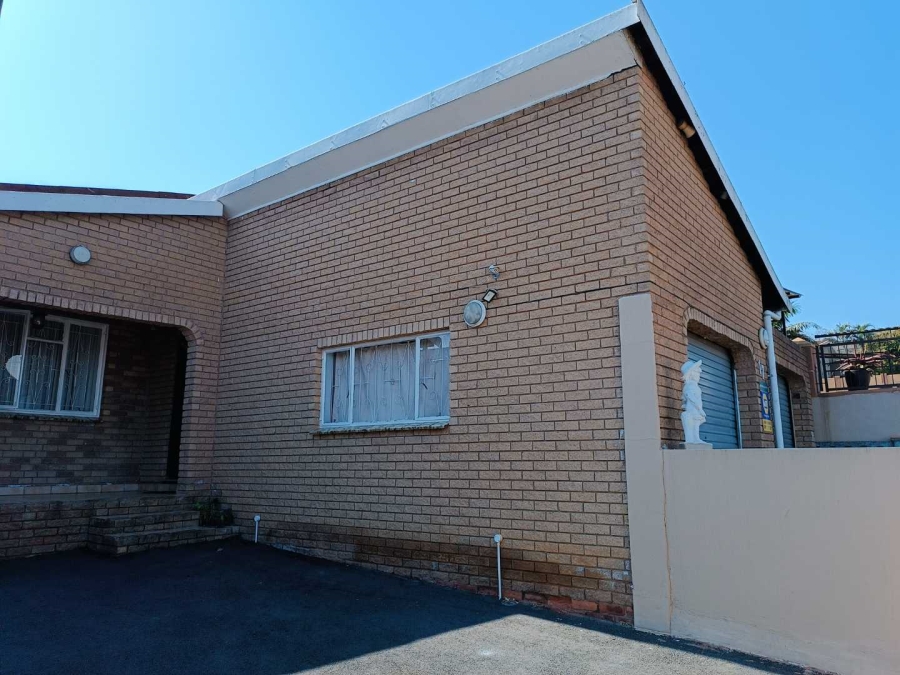 5 Bedroom Property for Sale in Northdale KwaZulu-Natal