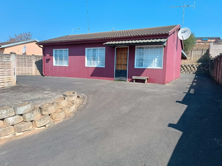 3 Bedroom Property for Sale in Copesville KwaZulu-Natal