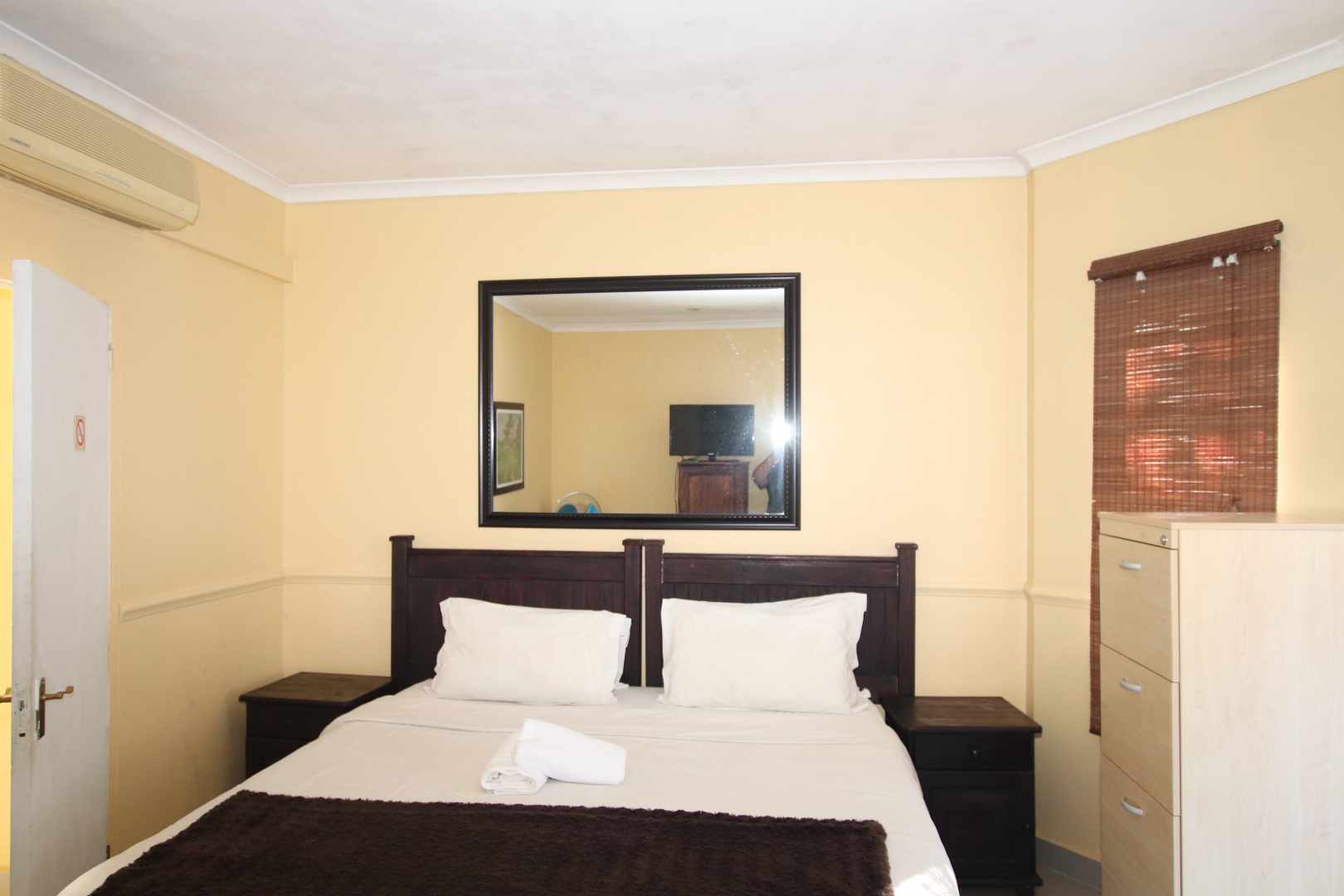 To Let 9 Bedroom Property for Rent in Mount Edgecombe KwaZulu-Natal