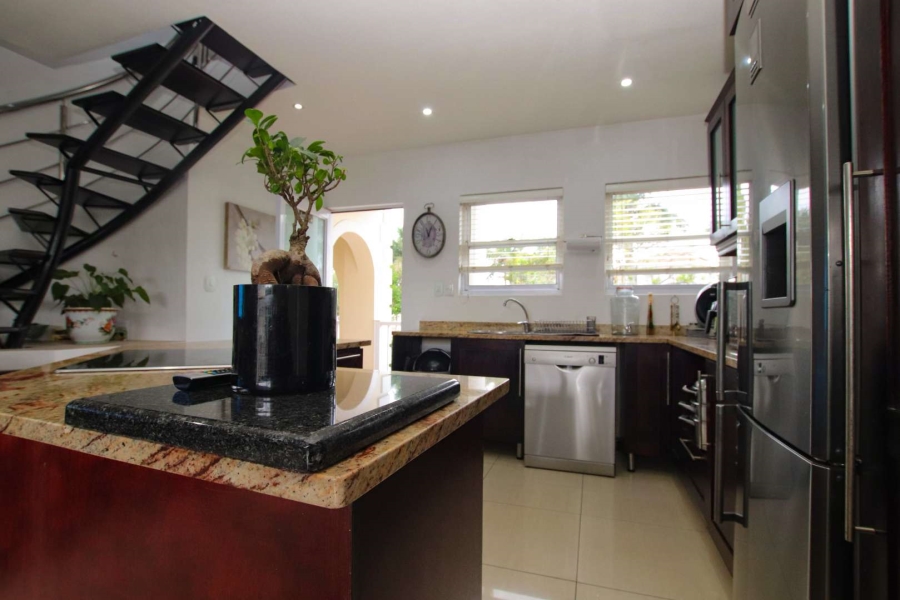 2 Bedroom Property for Sale in La Lucia KwaZulu-Natal