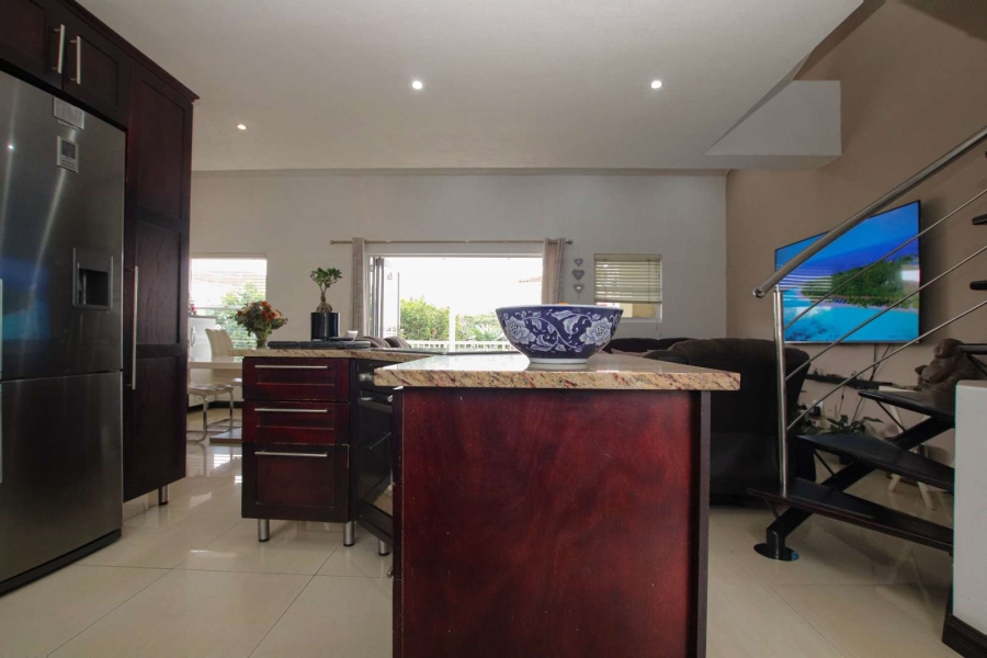 2 Bedroom Property for Sale in La Lucia KwaZulu-Natal