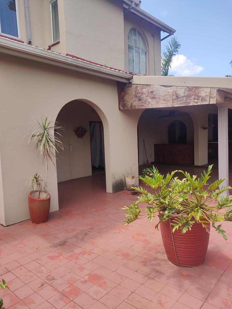 6 Bedroom Property for Sale in Empangeni KwaZulu-Natal